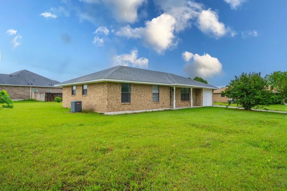 516 Venice Drive Italy, TX 76651
