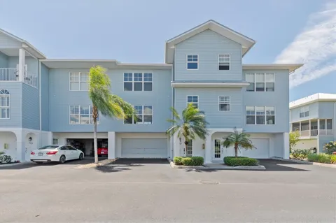 3923 CAPE HAZE DRIVE #302