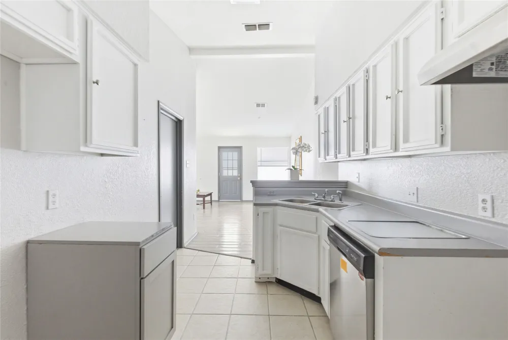 10600 Platt River Drive Austin, TX 78748