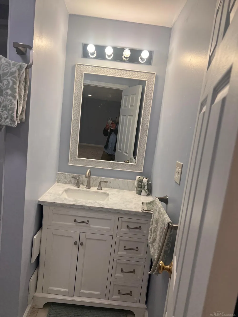 6231 Stable Glen Court Texas Charter Township, MI 49009