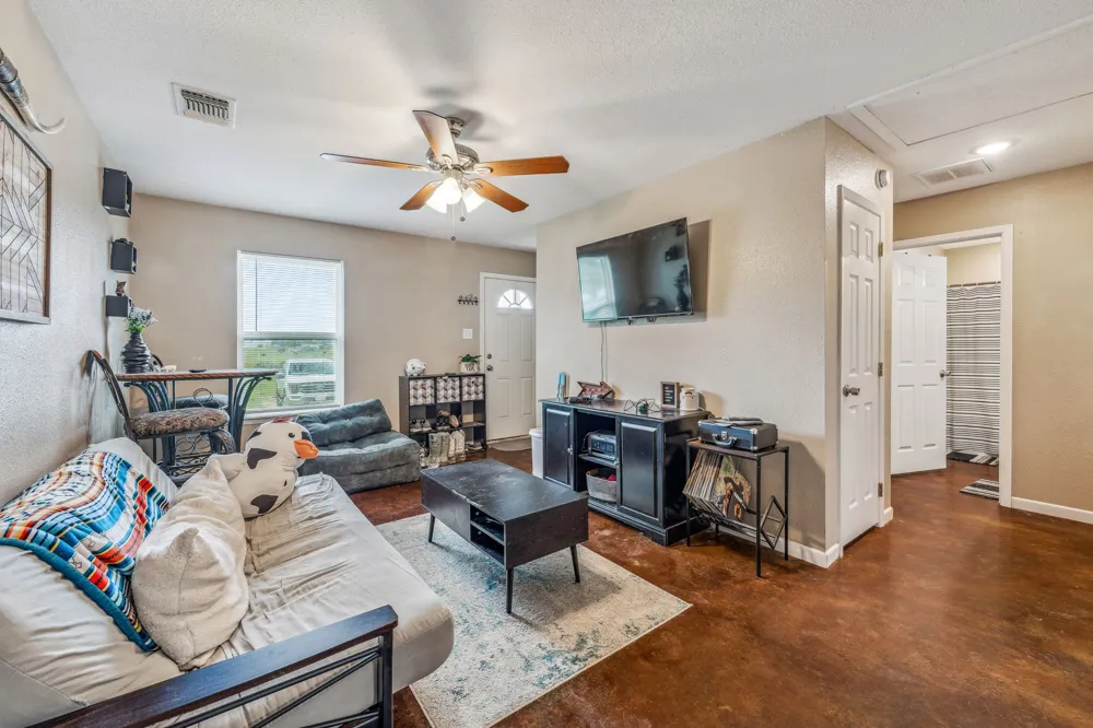 1450 Lincoln Drive Stephenville, TX 76401