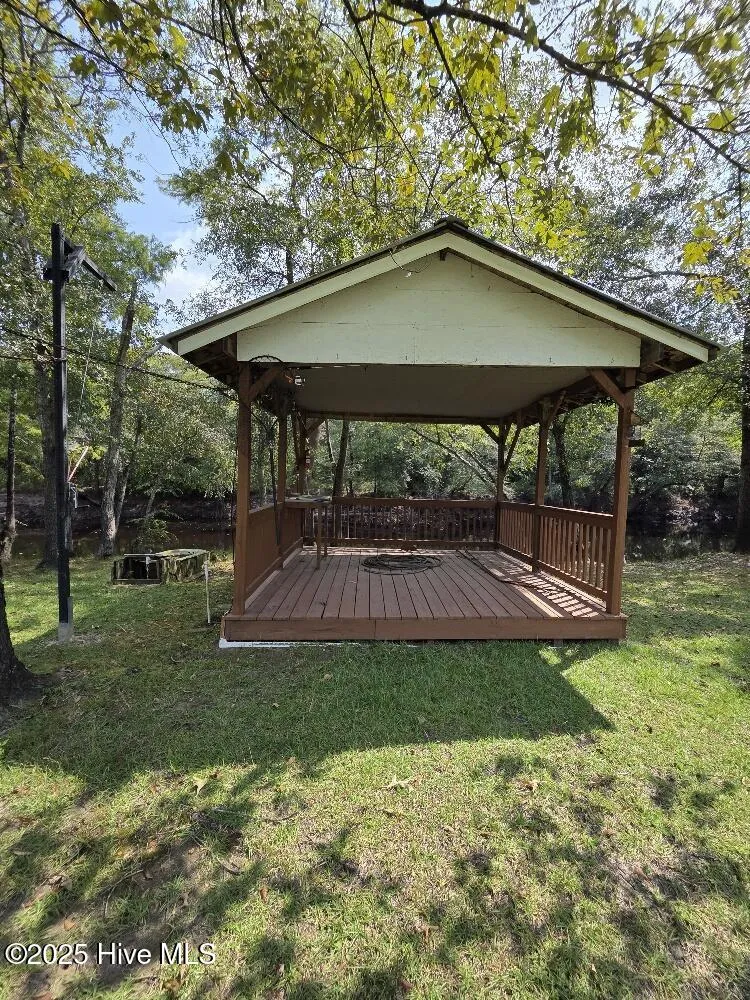 708 Albert Beatty Lane Harrells, NC 28444