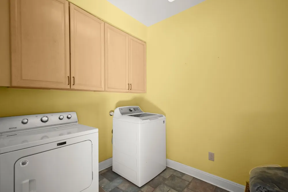 149 Spanish Oak Trail Elgin, TX 78621