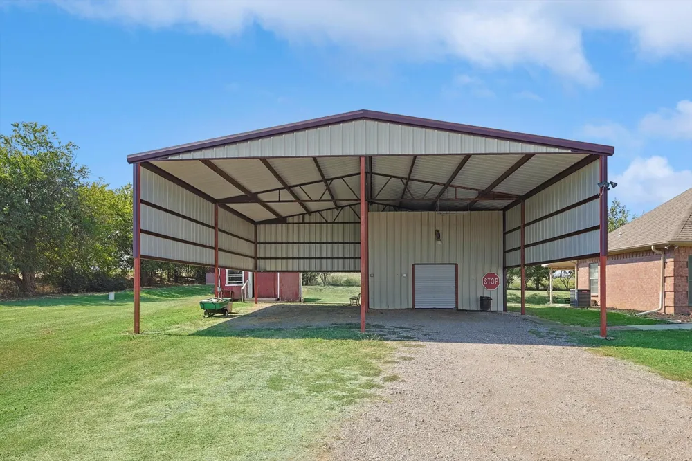 3289 Mitchell Road Krum, TX 76249