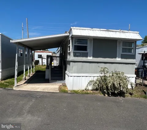 305 BARWOOD AVE.