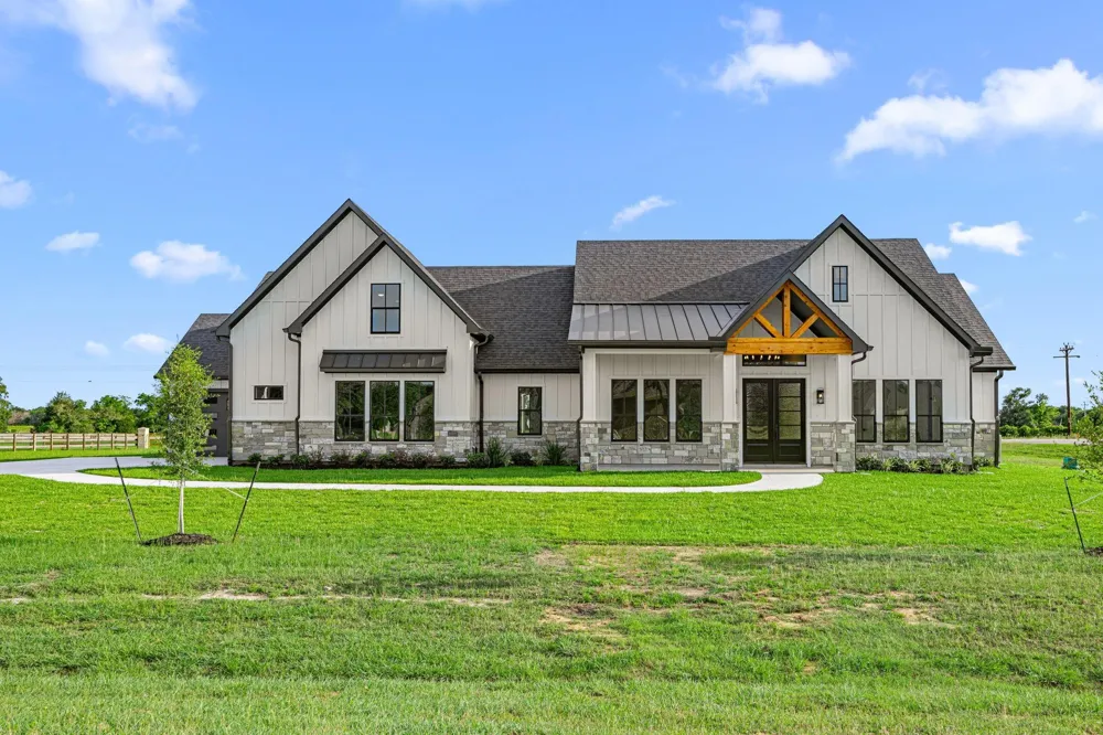 469 Ruby Drive Bellville, TX 77418