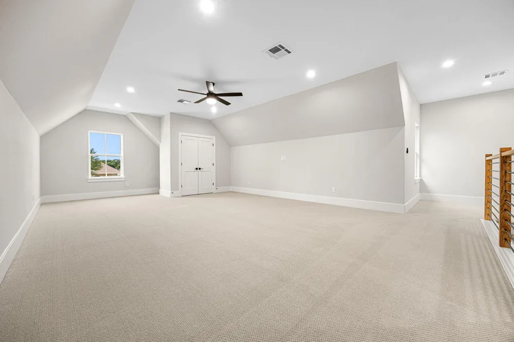 469 Ruby Drive Bellville, TX 77418