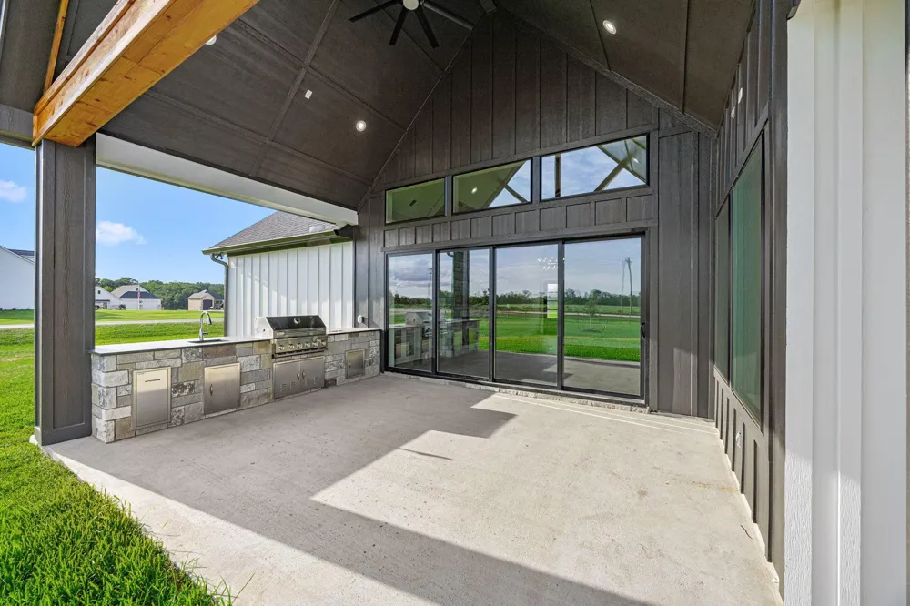 469 Ruby Drive Bellville, TX 77418