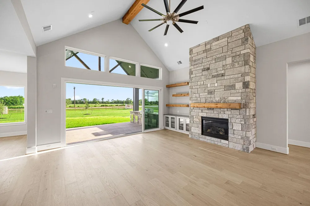 469 Ruby Drive Bellville, TX 77418