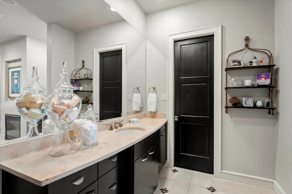 45 Palisades Boulevard Longview, TX 75605