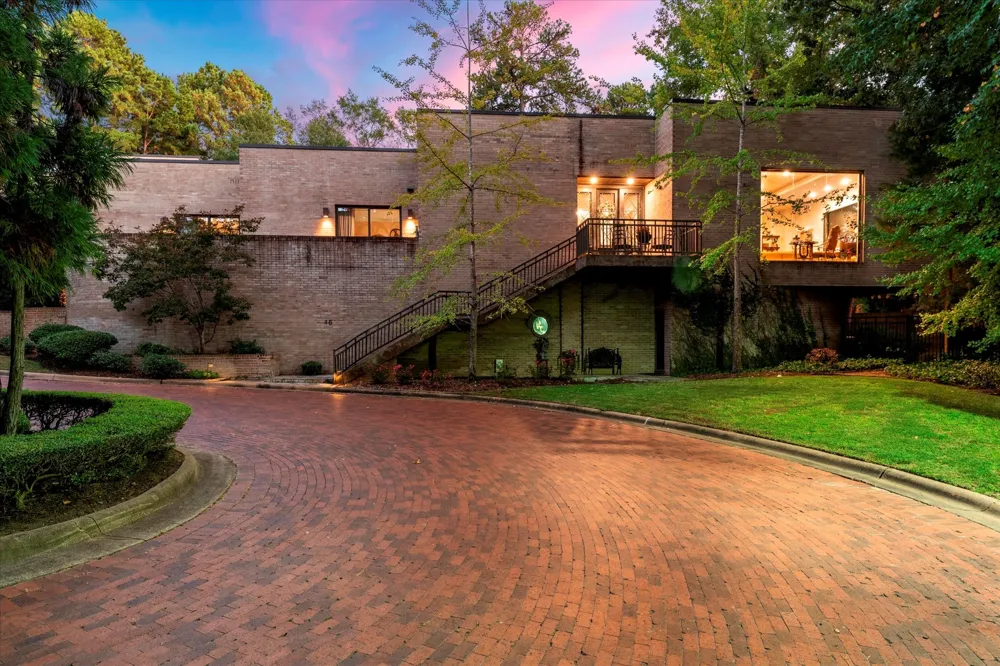 45 Palisades Boulevard Longview, TX 75605