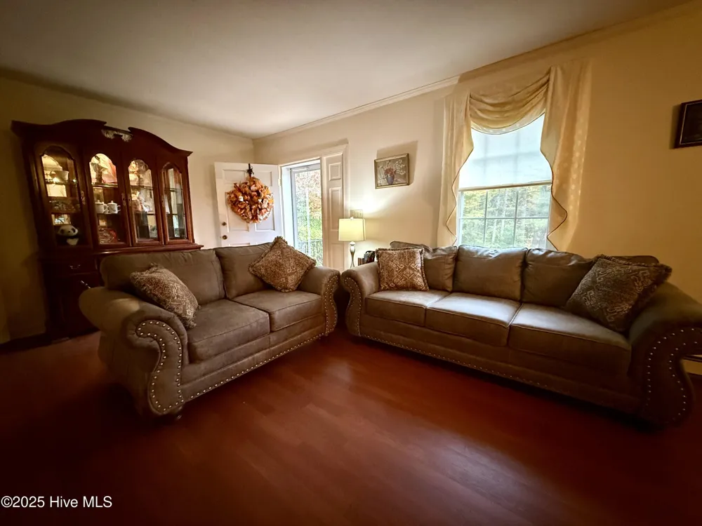 903 E Woodlawn Drive Williamston, NC 27892