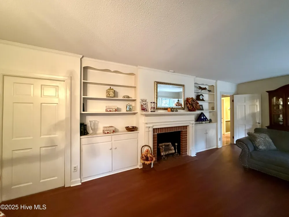 903 E Woodlawn Drive Williamston, NC 27892
