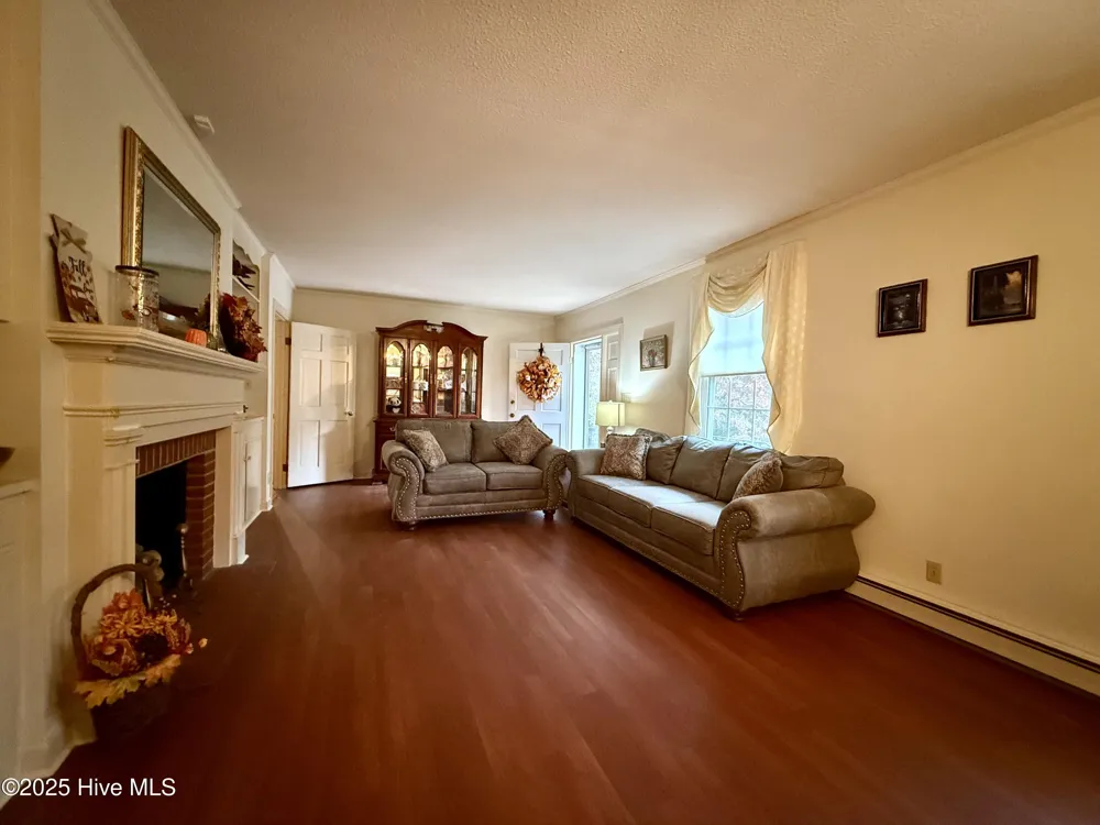 903 E Woodlawn Drive Williamston, NC 27892