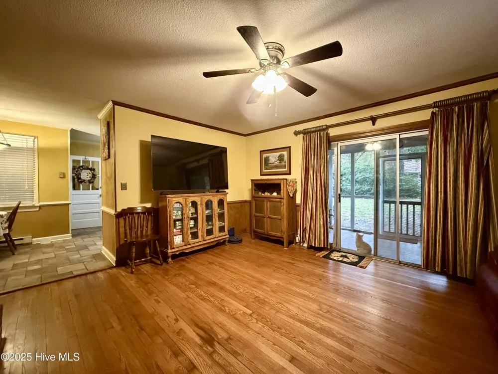 903 E Woodlawn Drive Williamston, NC 27892