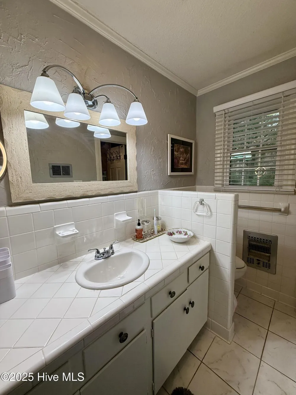 903 E Woodlawn Drive Williamston, NC 27892