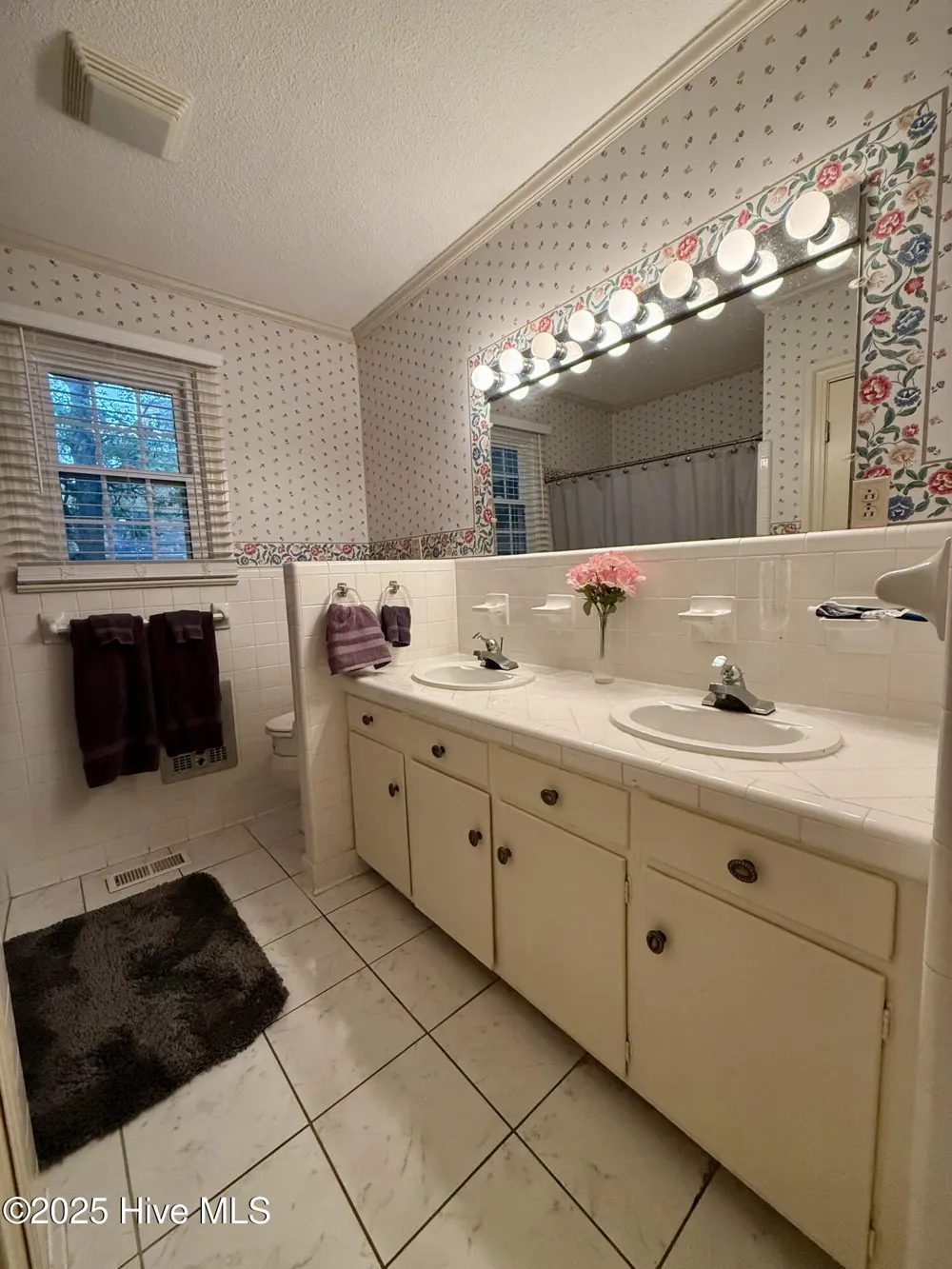 903 E Woodlawn Drive Williamston, NC 27892