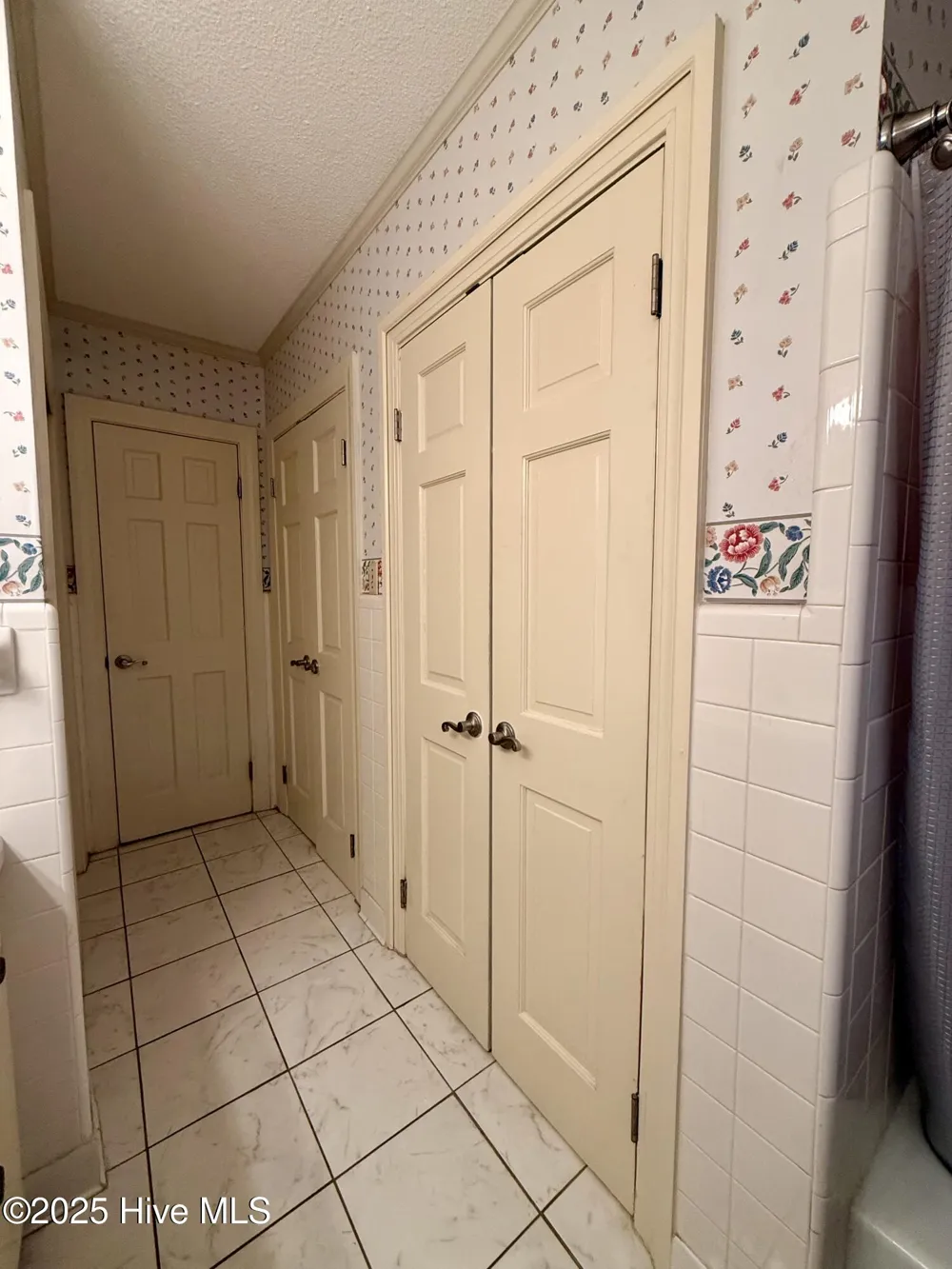 903 E Woodlawn Drive Williamston, NC 27892