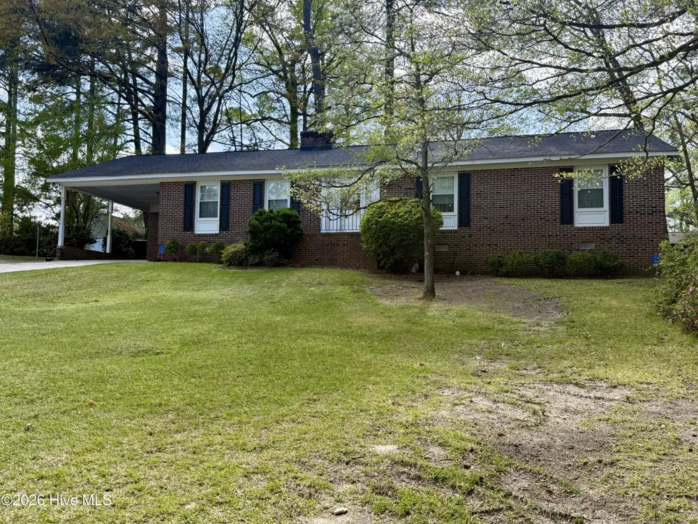 903 E Woodlawn Drive Williamston, NC 27892