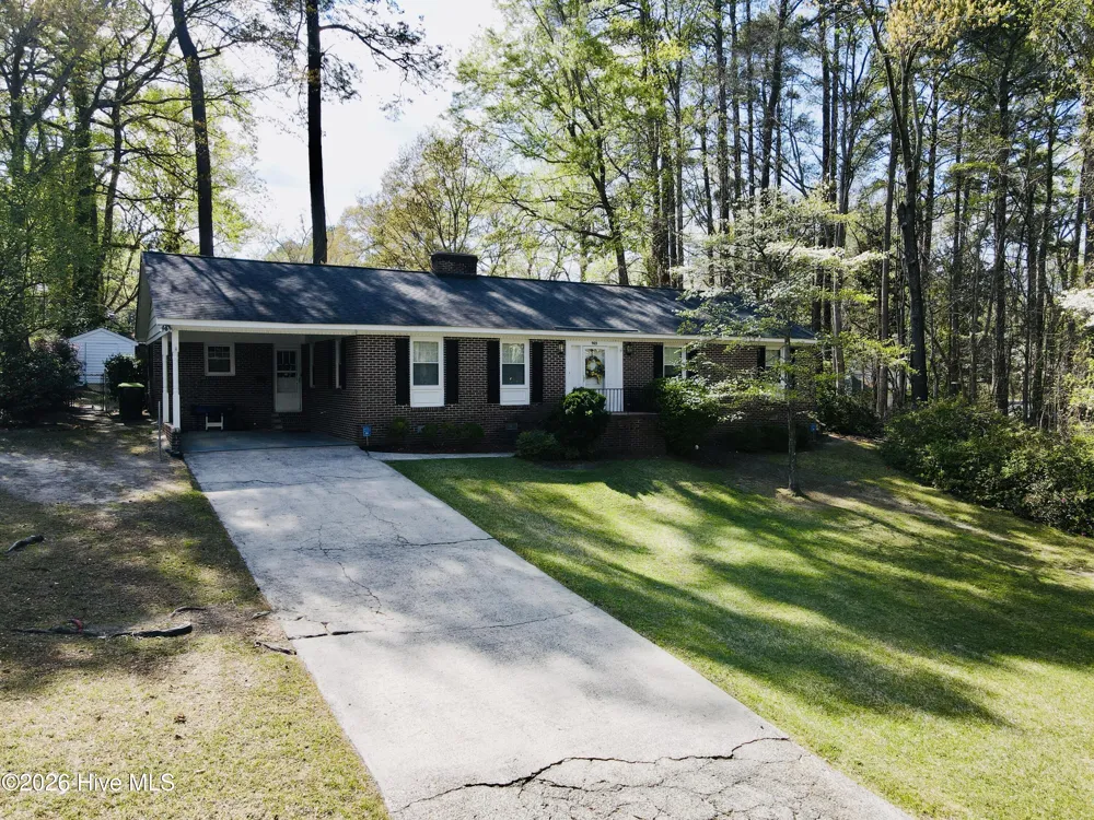 903 E Woodlawn Drive Williamston, NC 27892