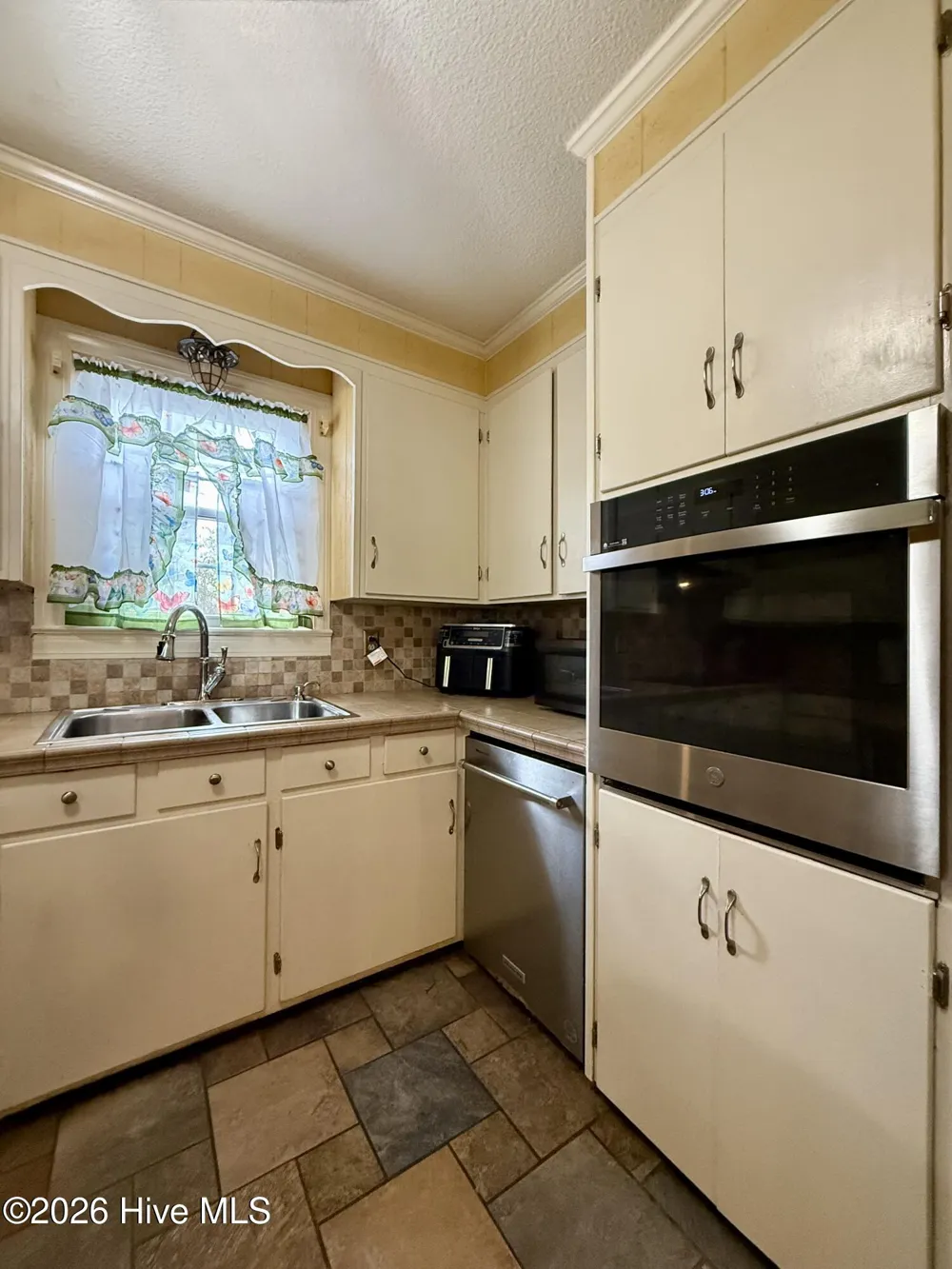 903 E Woodlawn Drive Williamston, NC 27892