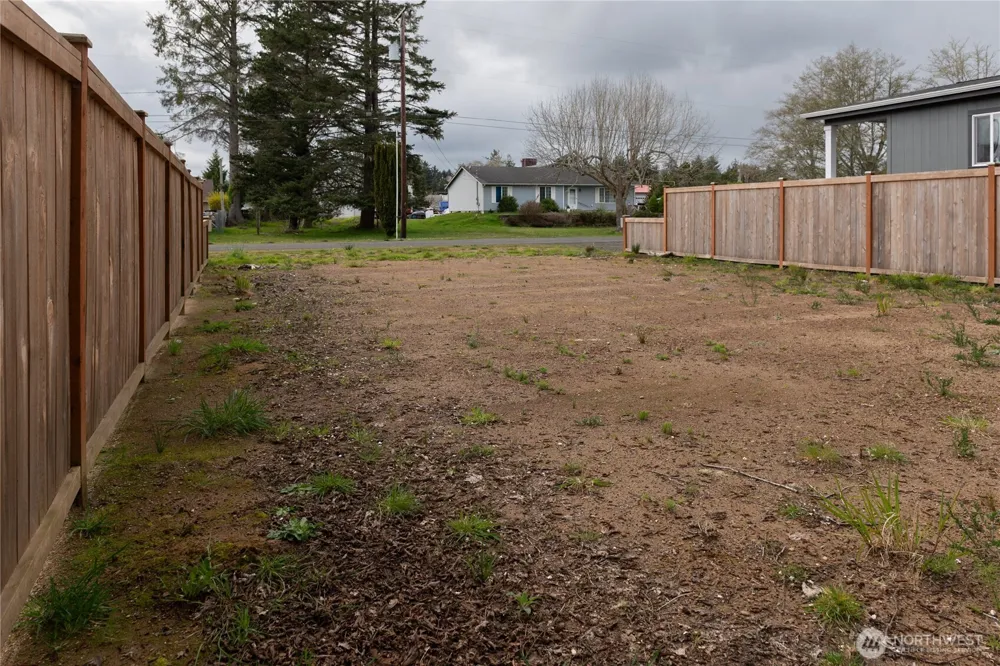 606 2nd Street Westport, WA 98595