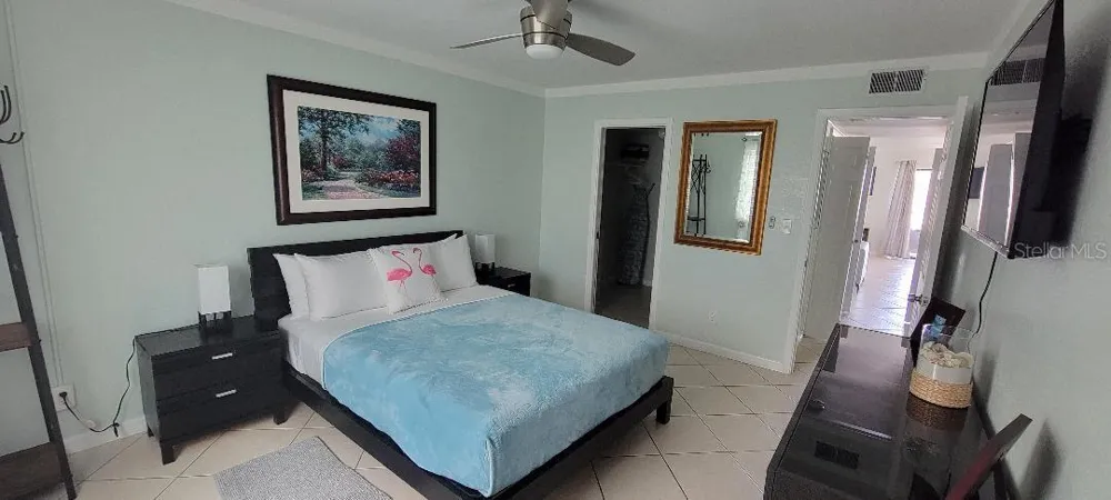 125 110TH AVENUE #1 Treasure Island, FL 33706