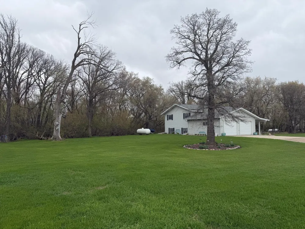 37488 320th Street Roseau, MN 56751