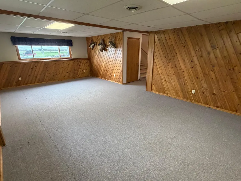 37488 320th Street Roseau, MN 56751