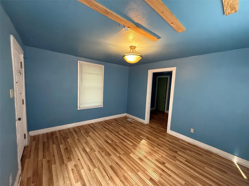 317 3rd Street San Leon, TX 77539