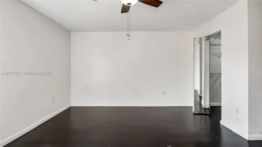 7200 Fairway Dr #H12 Miami Lakes, FL 33014