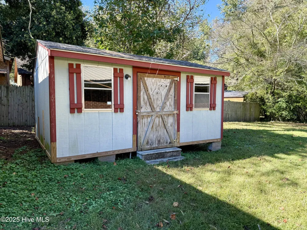 403 Henderson Street Williamston, NC 27892