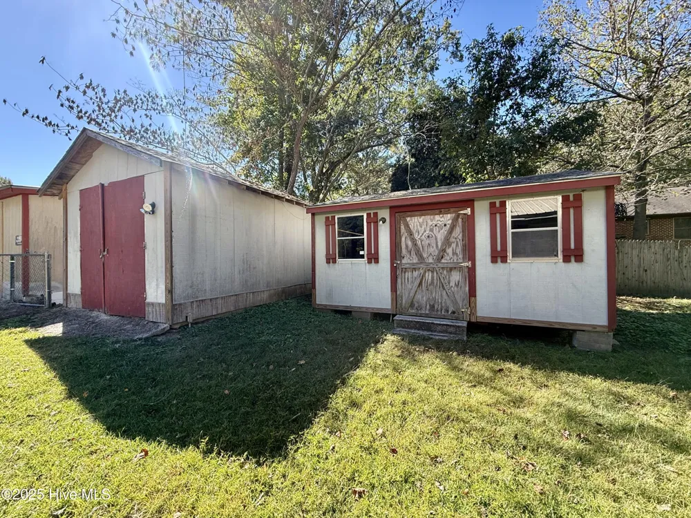 403 Henderson Street Williamston, NC 27892