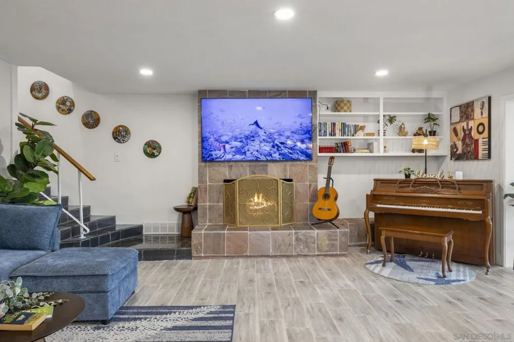 419 San Elijo St San Diego, CA 92106