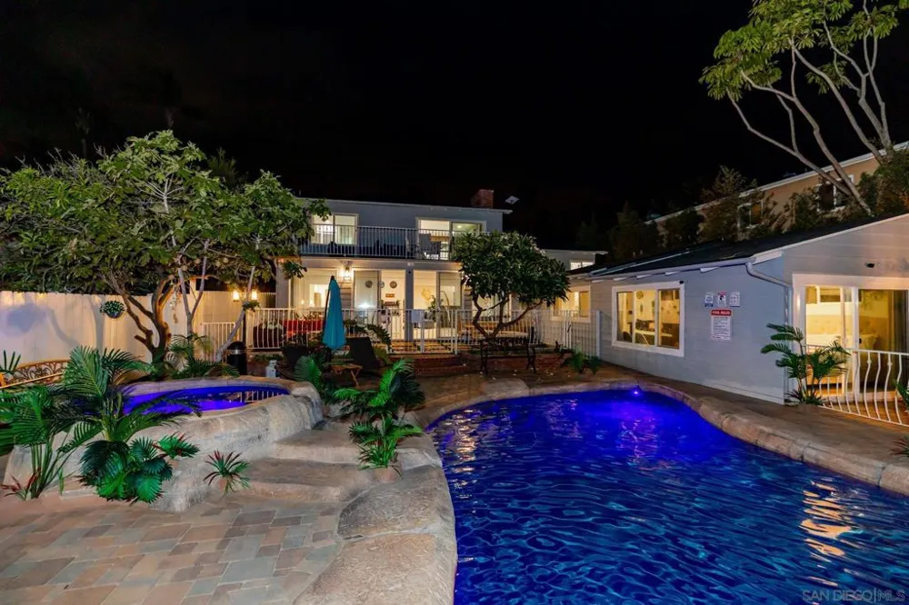 419 San Elijo St San Diego, CA 92106
