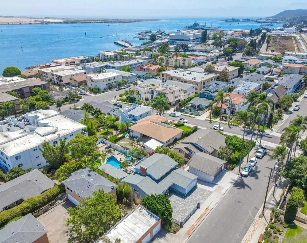 419 San Elijo St San Diego, CA 92106