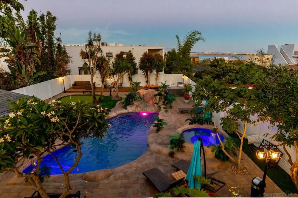 419 San Elijo St San Diego, CA 92106