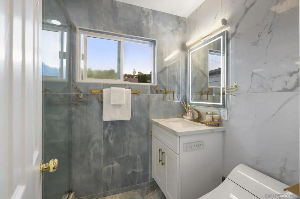 419 San Elijo St San Diego, CA 92106