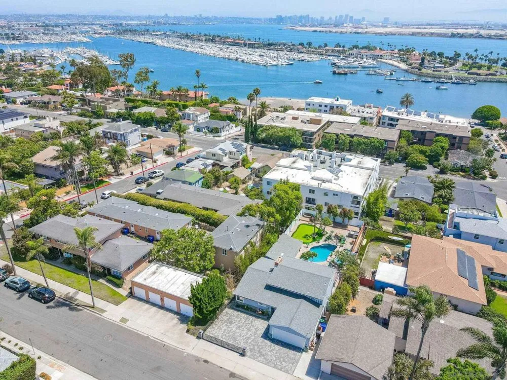 419 San Elijo St San Diego, CA 92106