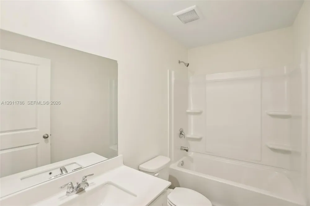 2579 GREY HAWK DR #, Kissimmee, FL 34746