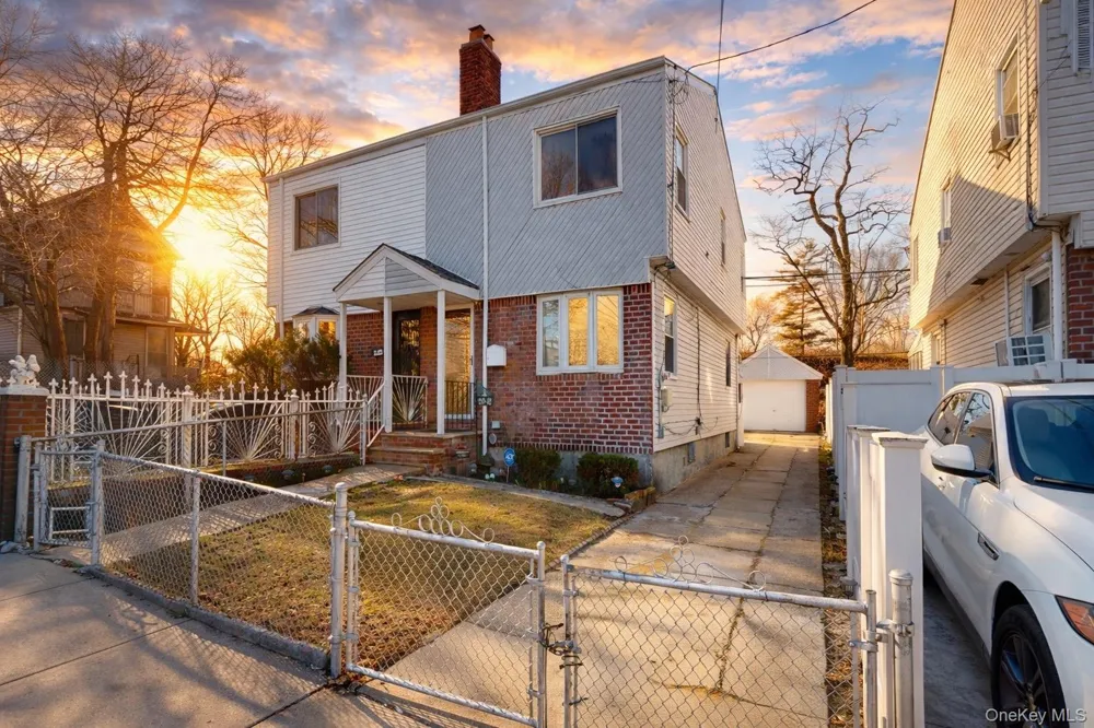 21942 141st Road Springfield Gardens, NY 11413