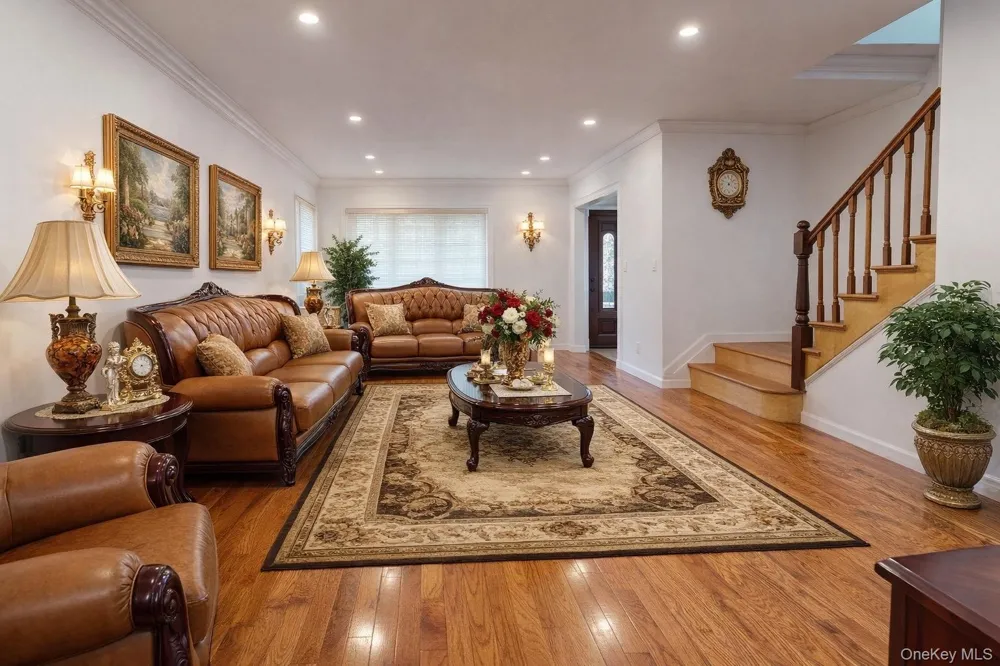 21942 141st Road Springfield Gardens, NY 11413