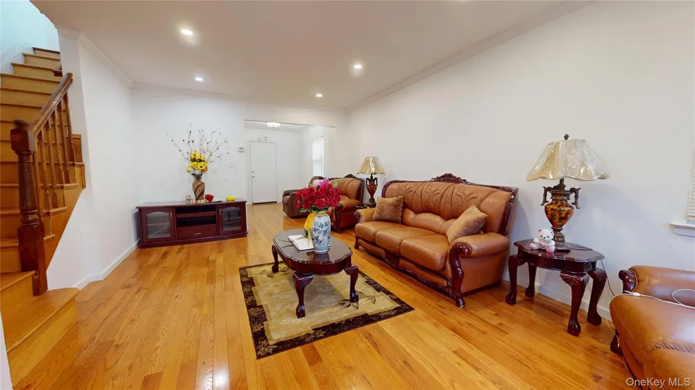21942 141st Road Springfield Gardens, NY 11413