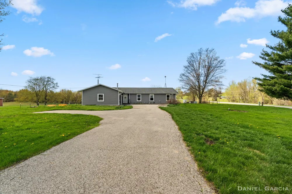 3949 200th Avenue Leavitt Township, MI 49459