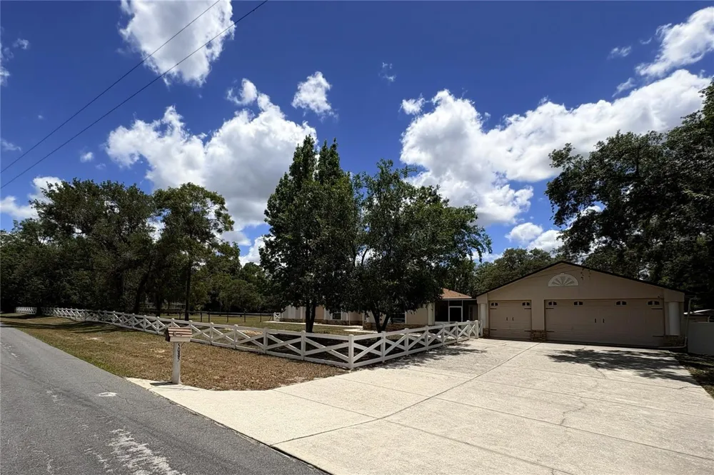 5085 BONE LANE Brooksville, FL 34604
