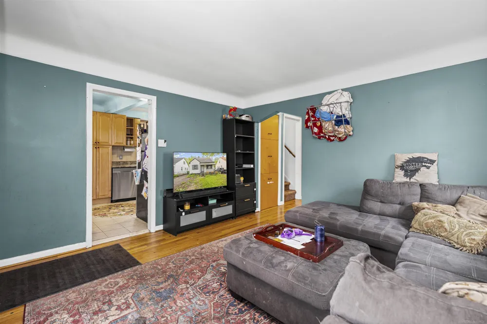 2980 Greenfield Road Berkley City, MI 48072