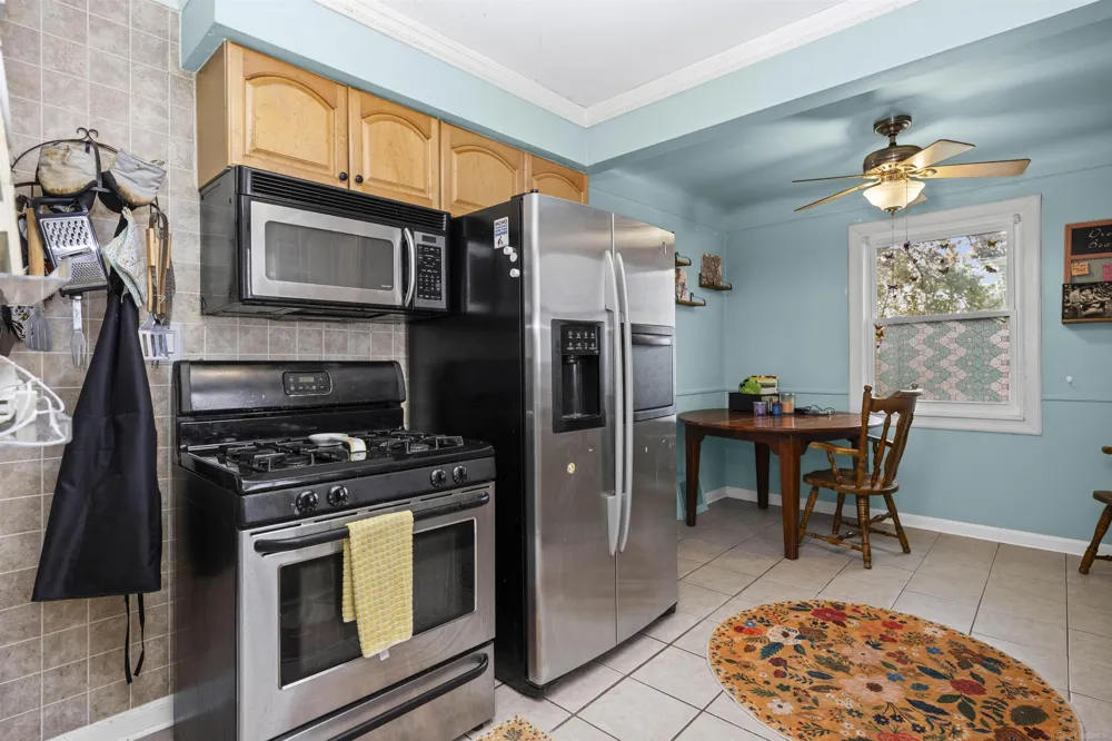 2980 Greenfield Road Berkley City, MI 48072