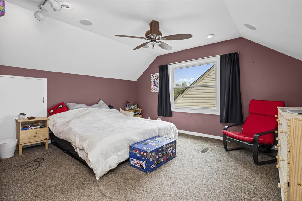 2980 Greenfield Road Berkley City, MI 48072