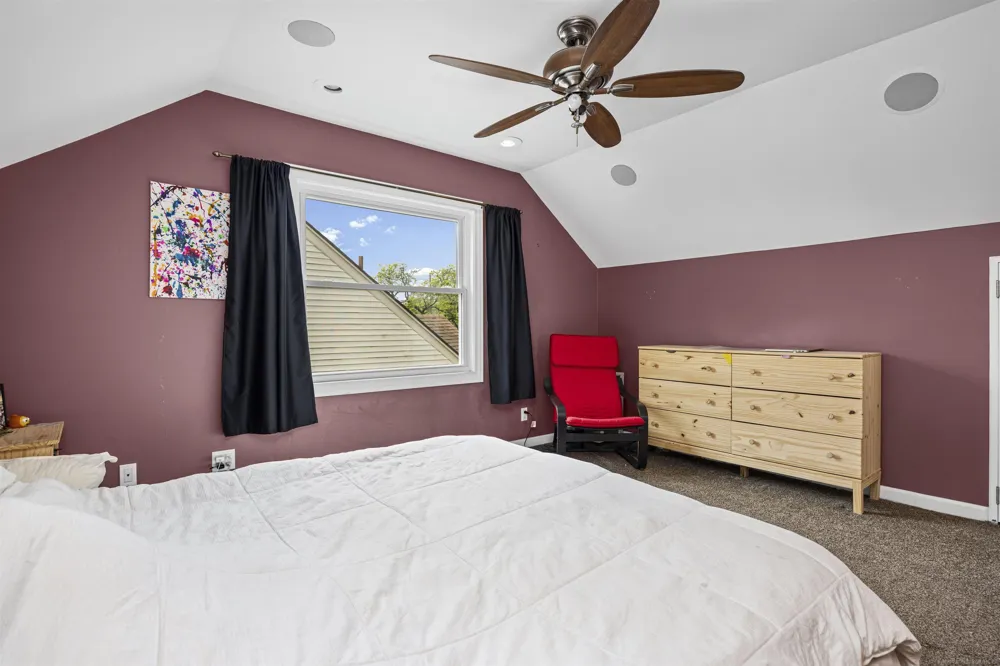 2980 Greenfield Road Berkley City, MI 48072