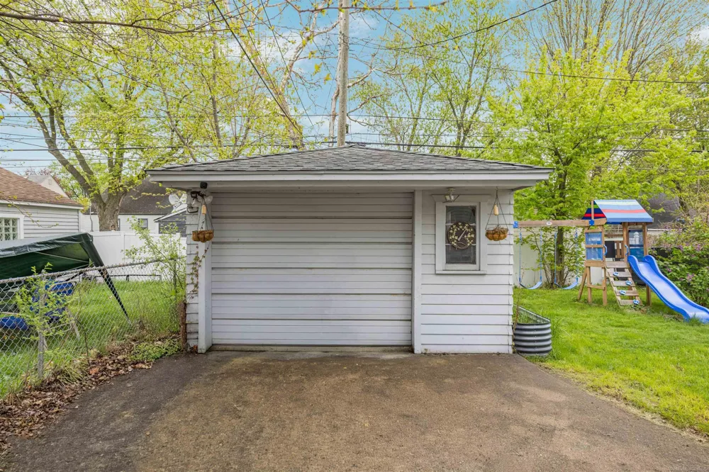 2980 Greenfield Road Berkley City, MI 48072